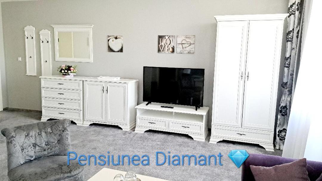 Pensiunea Diamant Ghimbav Εξωτερικό φωτογραφία