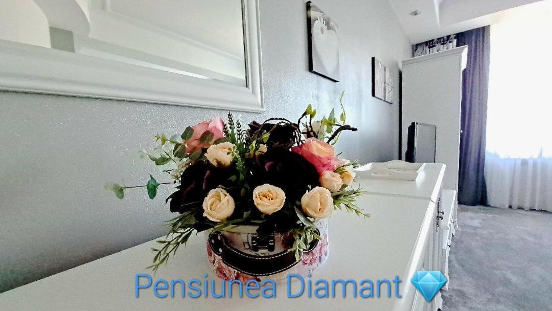 Pensiunea Diamant Ghimbav Εξωτερικό φωτογραφία